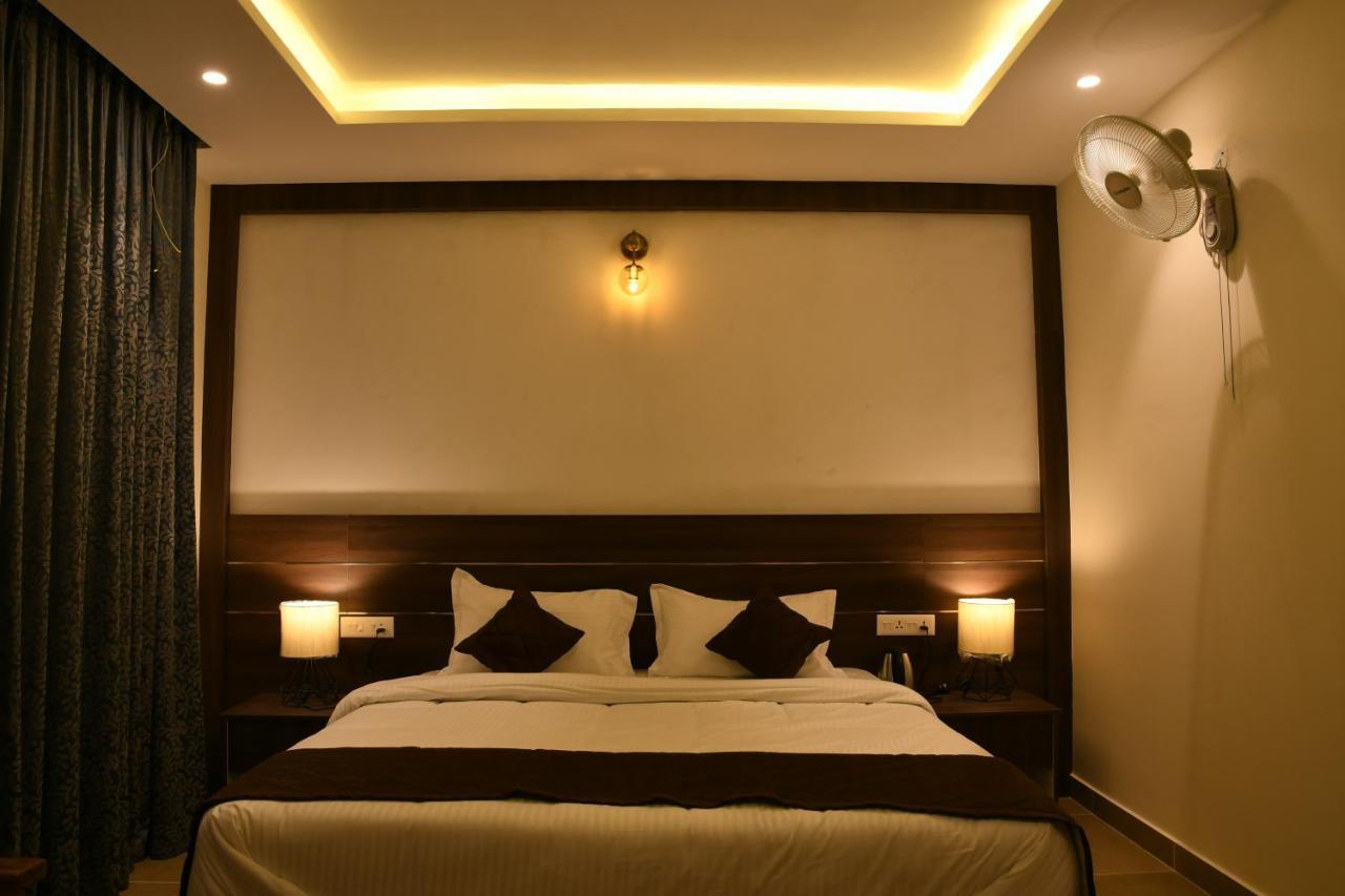 Mirth Hotels And Resorts Kanthalloor Dış mekan fotoğraf