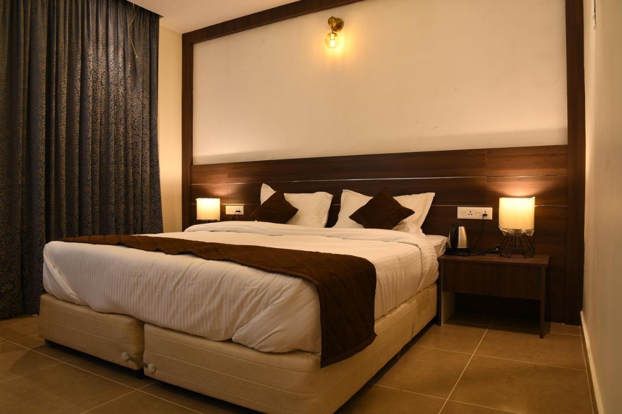 Mirth Hotels And Resorts Kanthalloor Dış mekan fotoğraf